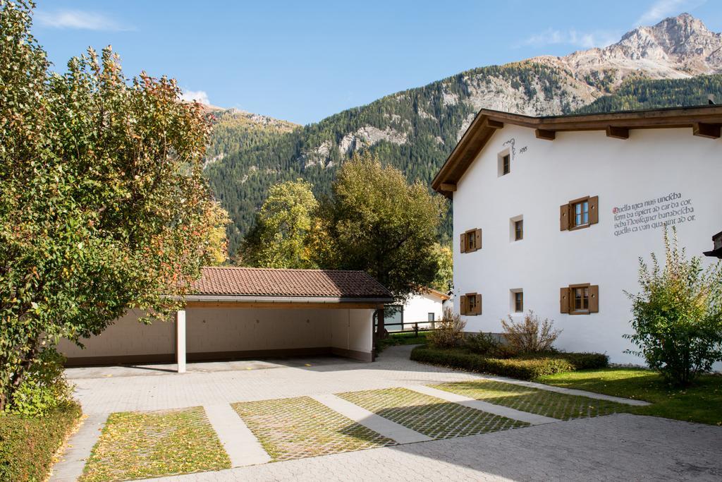 Ferienwohnungen Muntschi Andeer Exterior foto