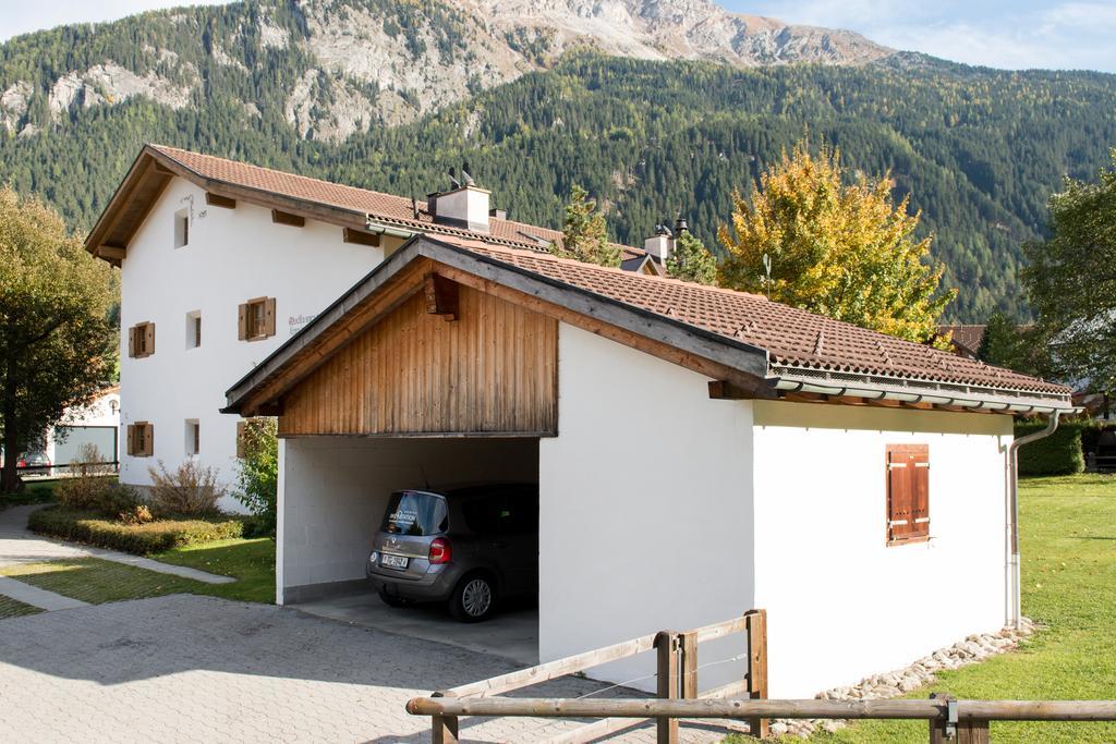 Ferienwohnungen Muntschi Andeer Exterior foto