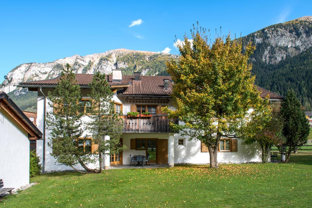 Ferienwohnungen Muntschi Andeer Exterior foto