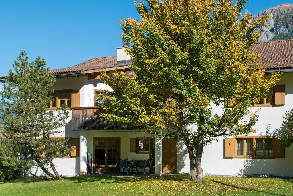 Ferienwohnungen Muntschi Andeer Exterior foto